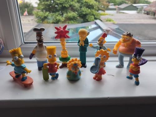 Simpsons toys around - toys, 2000